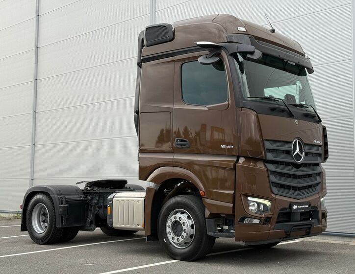 Mercedes-Benz Ostatní 6