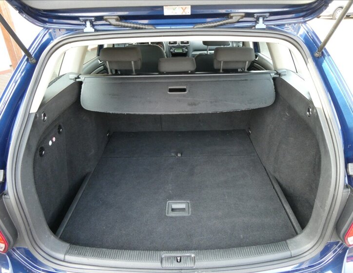 Volkswagen Golf Kombi 1,2 l 77 kw