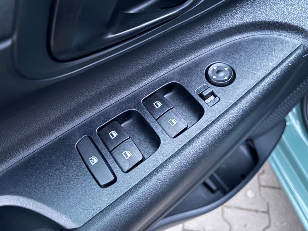 Hyundai i20 Hatchback 1,2 l 57 kw