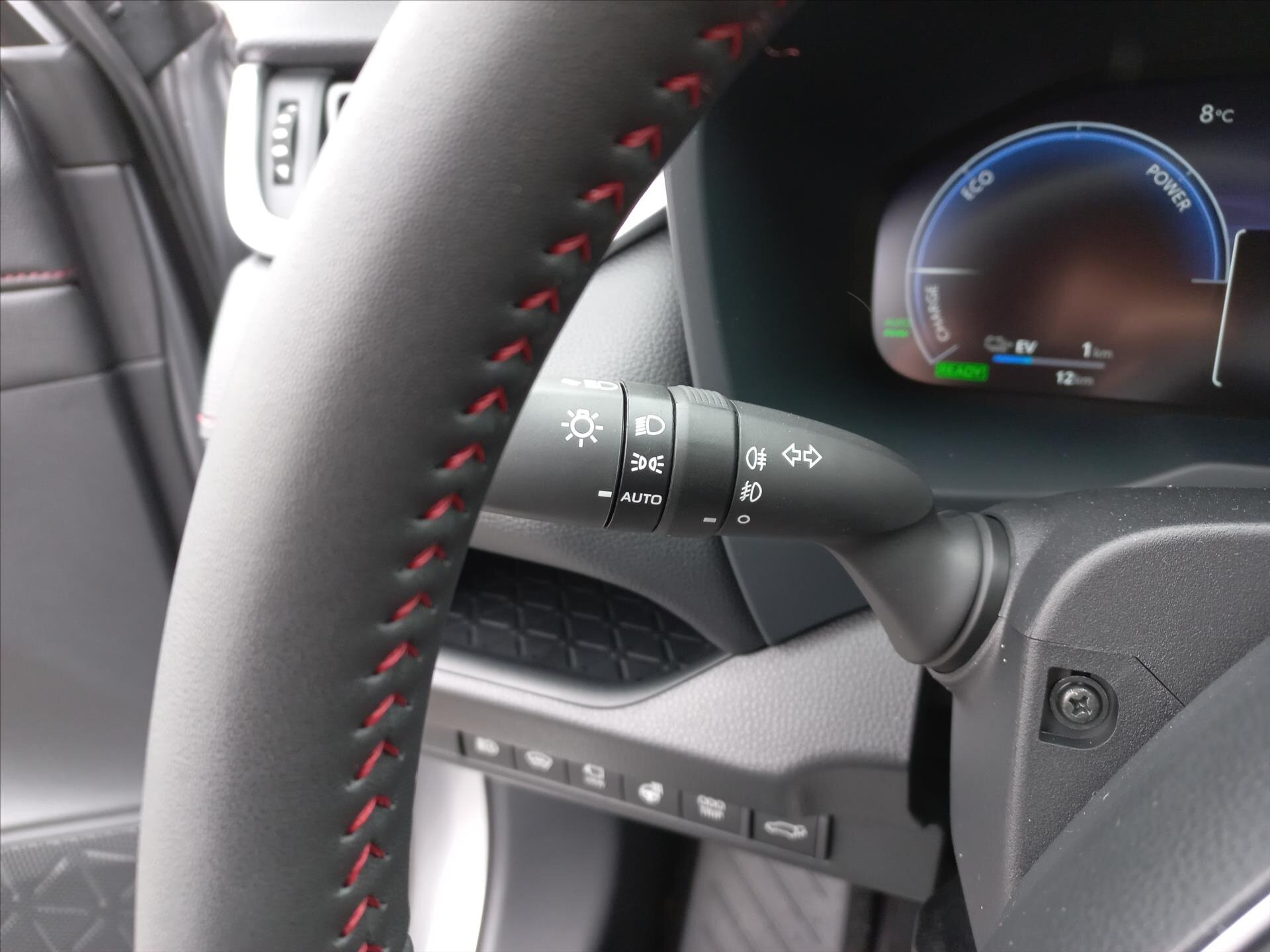 Toyota RAV4 SUV 2,5 l 136 kw