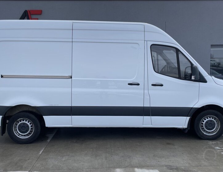 Mercedes-Benz Sprinter Skříň 2,1 l 105 kw
