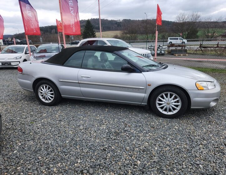 Chrysler Sebring Kabriolet 2,7 l 149 kw
