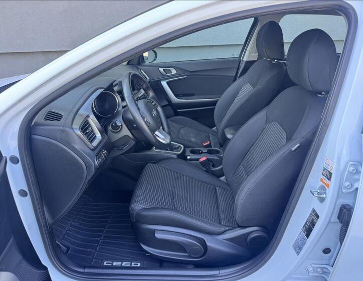 Kia Ceed 21