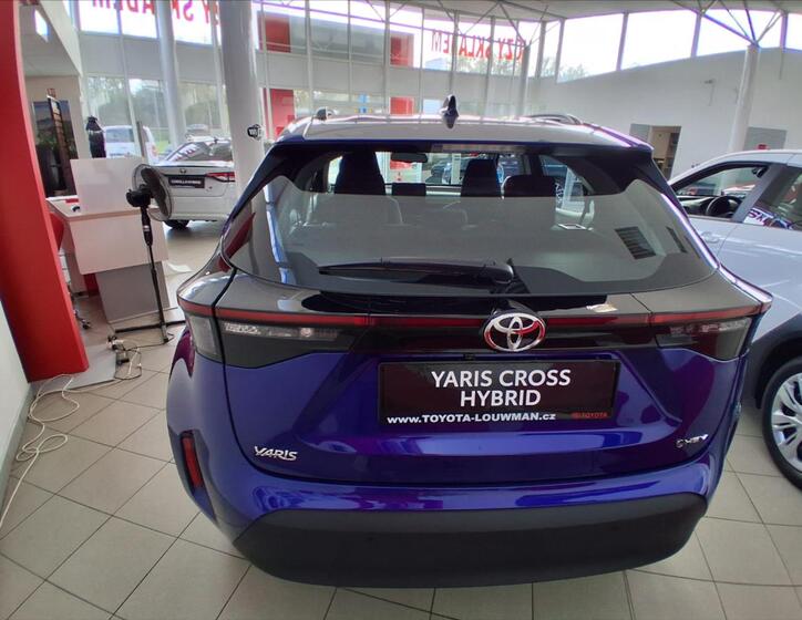 Toyota Yaris Cross 5