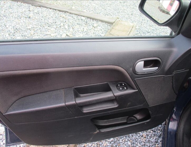 Ford Fusion Kombi 1,4 l 59 kw