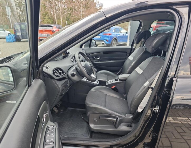 Renault Scénic MPV 1,5 l 81 kw