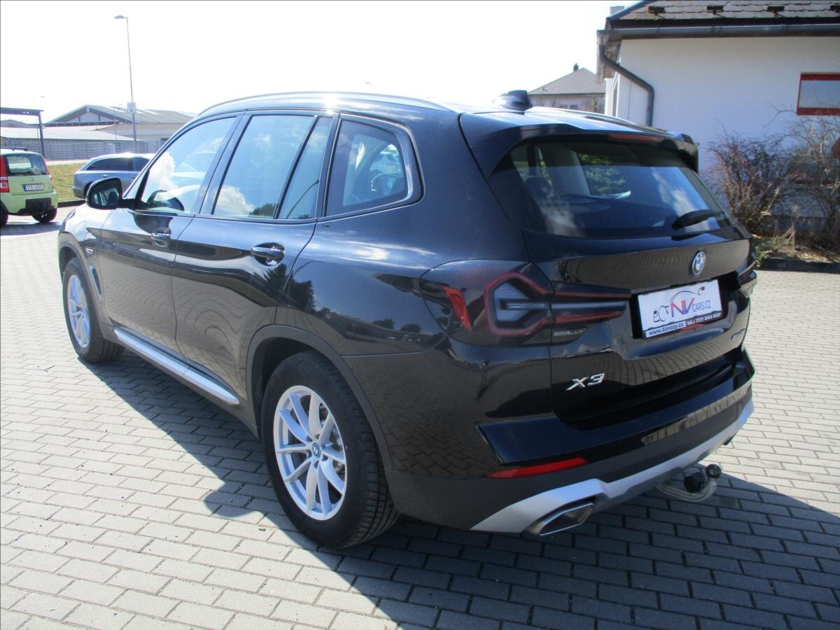 BMW X3 SUV / Terénní 2,0 l 215 kw