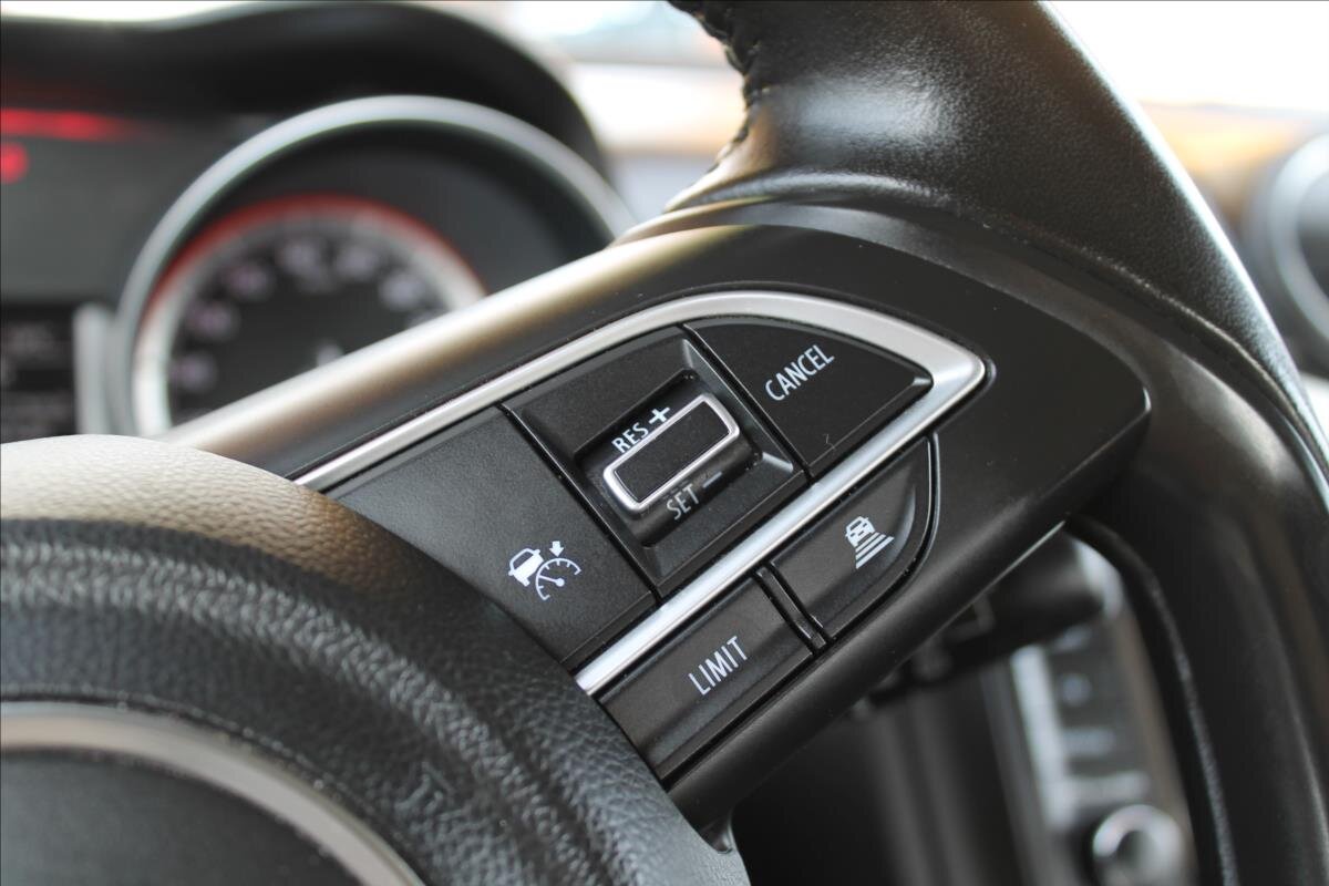 Suzuki Swift Hatchback 1,2 l 61 kw