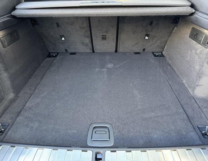 BMW X6 SUV 3,0 l 250 kw