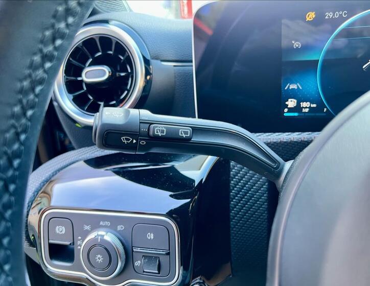 Mercedes-Benz CLA 27