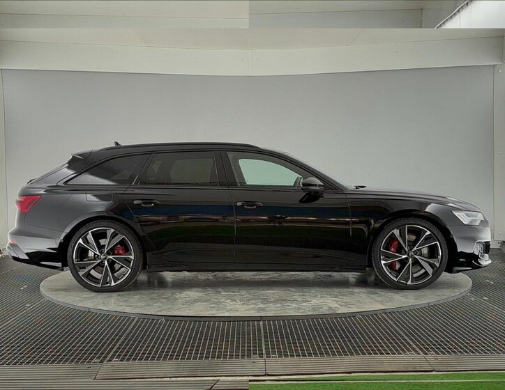 Audi S6 Kombi 3,0 l 253 kw