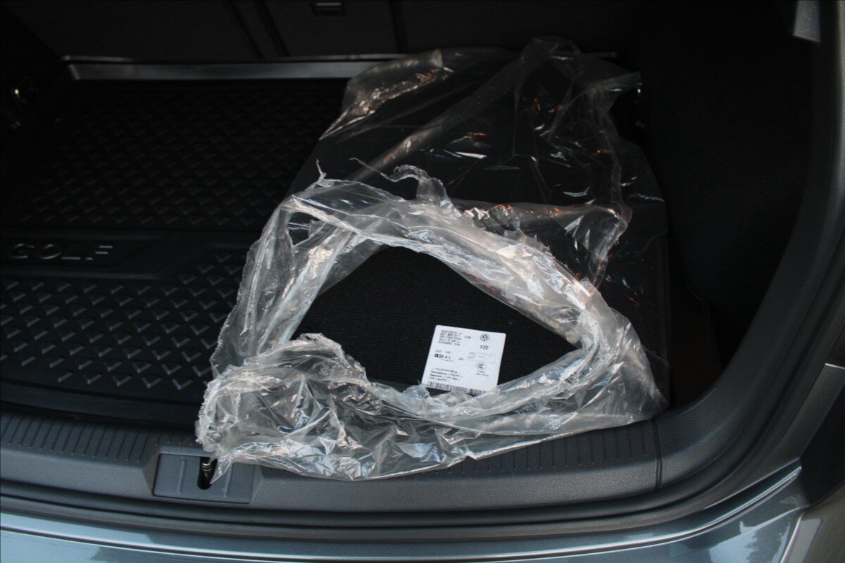 Volkswagen Golf Hatchback 2,0 l 180 kw