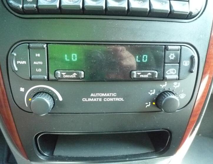 Chrysler Voyager MPV 2,8 l 110 kw