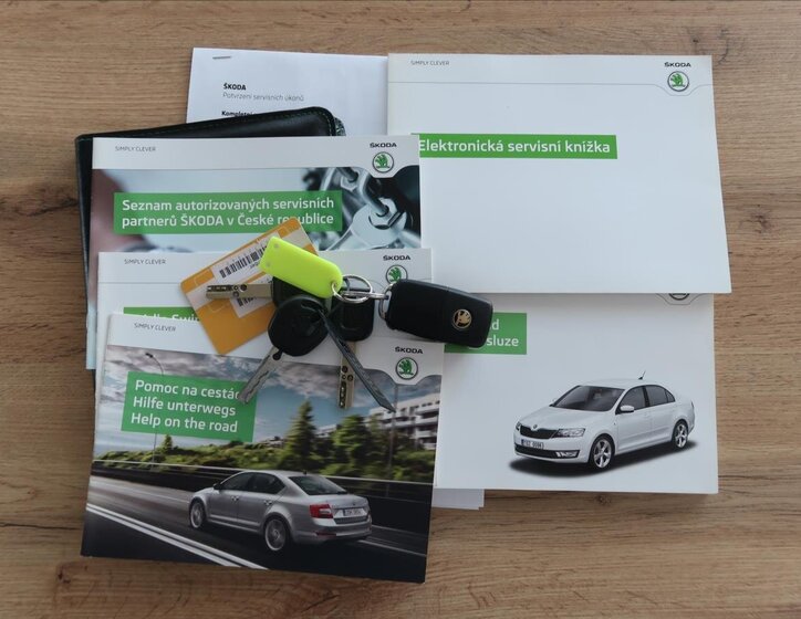 Škoda Rapid Sedan / Limuzína 1,2 l 63 kw