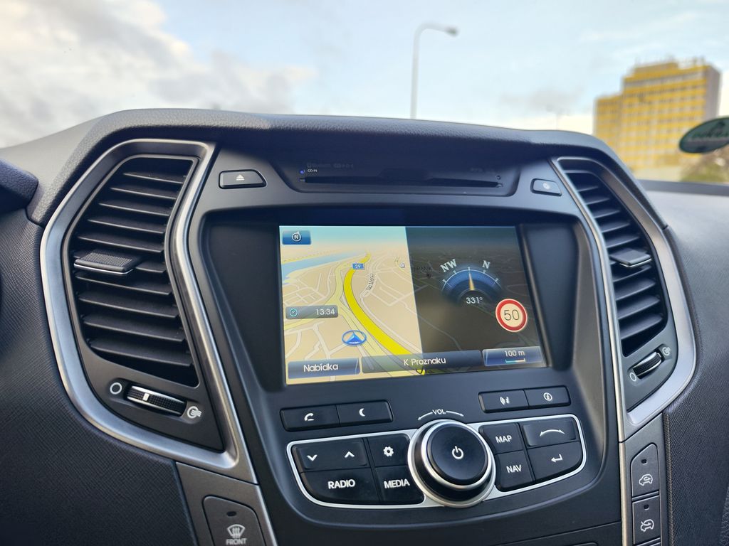 Hyundai Grand Santa Fe