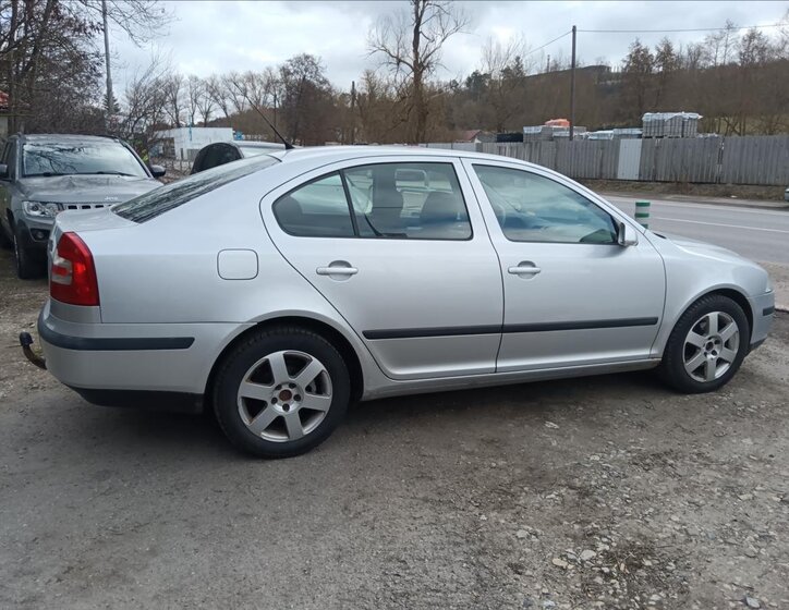 Škoda Octavia Sedan / Limuzína 1,9 l 77 kw