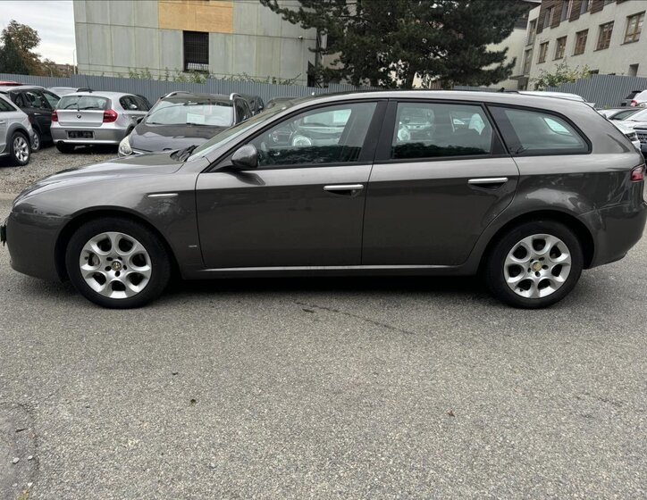 Alfa Romeo 159 Kombi 1,9 l 110 kw