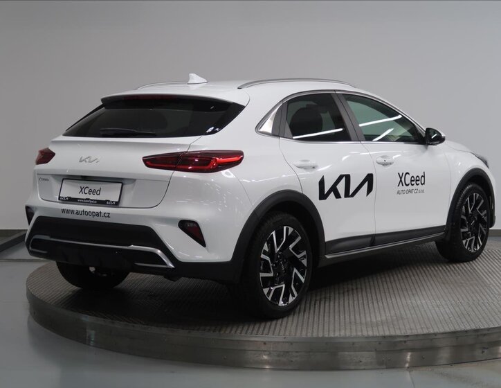 KIA XCeed CUV 1,5 l 103 kw