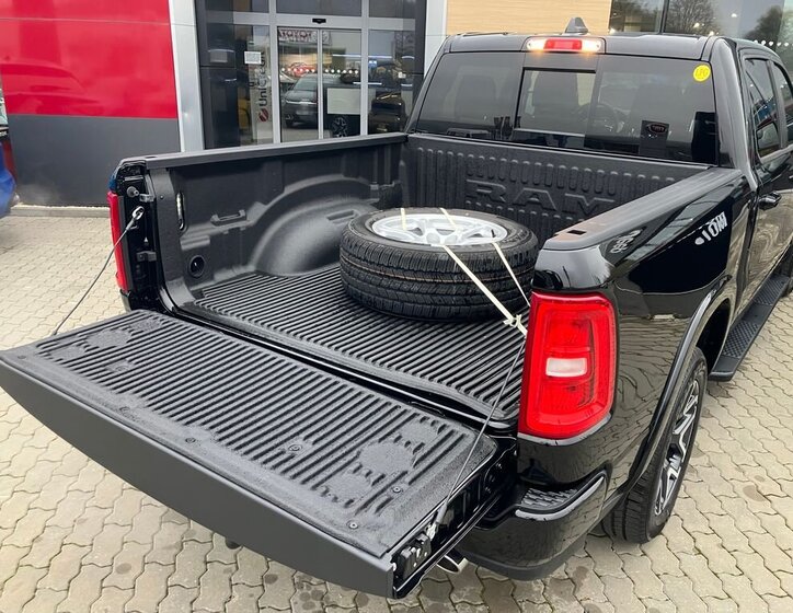 Dodge RAM Pick-up 3,0 l 313 kw