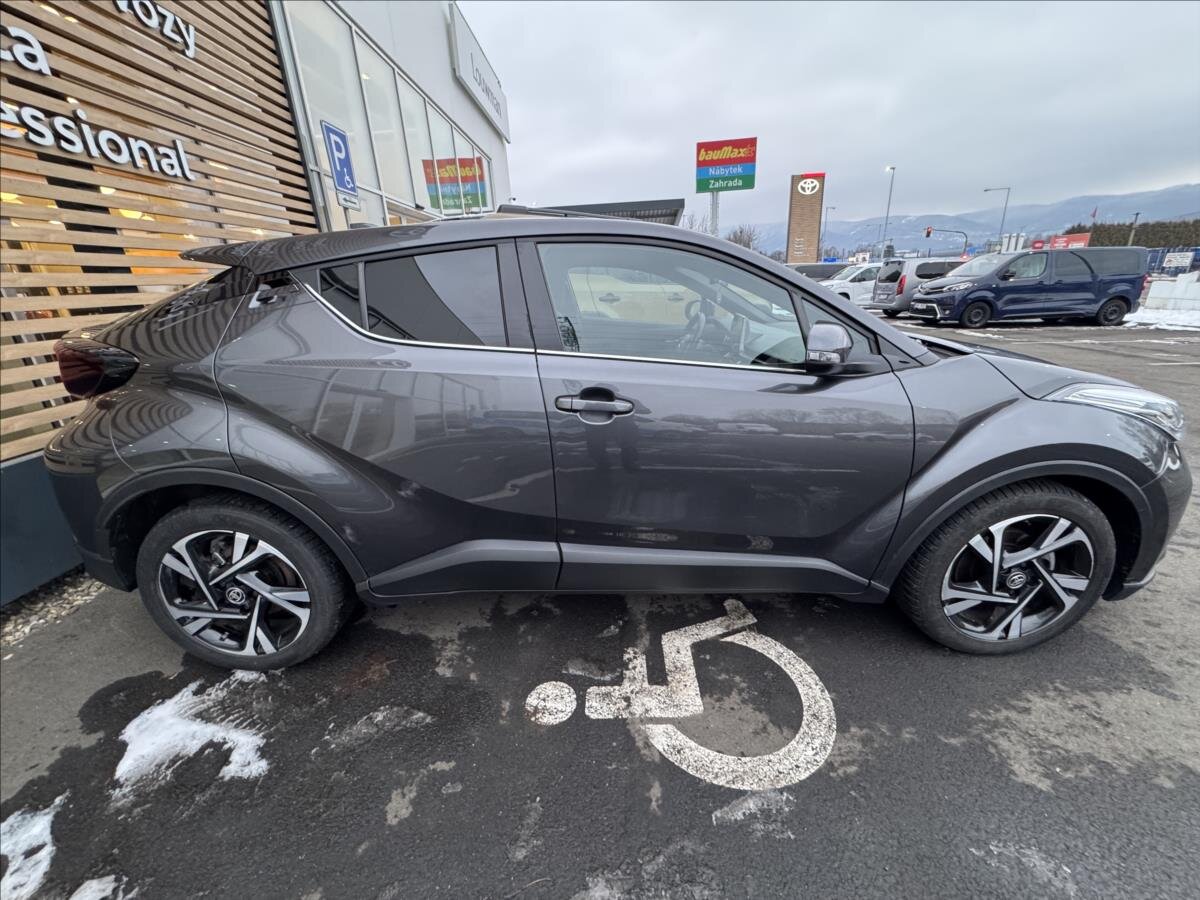 Toyota C-HR Hatchback 1,8 l 72 kw