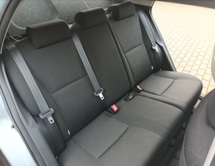 Toyota Auris Hatchback 1,4 l 66 kw