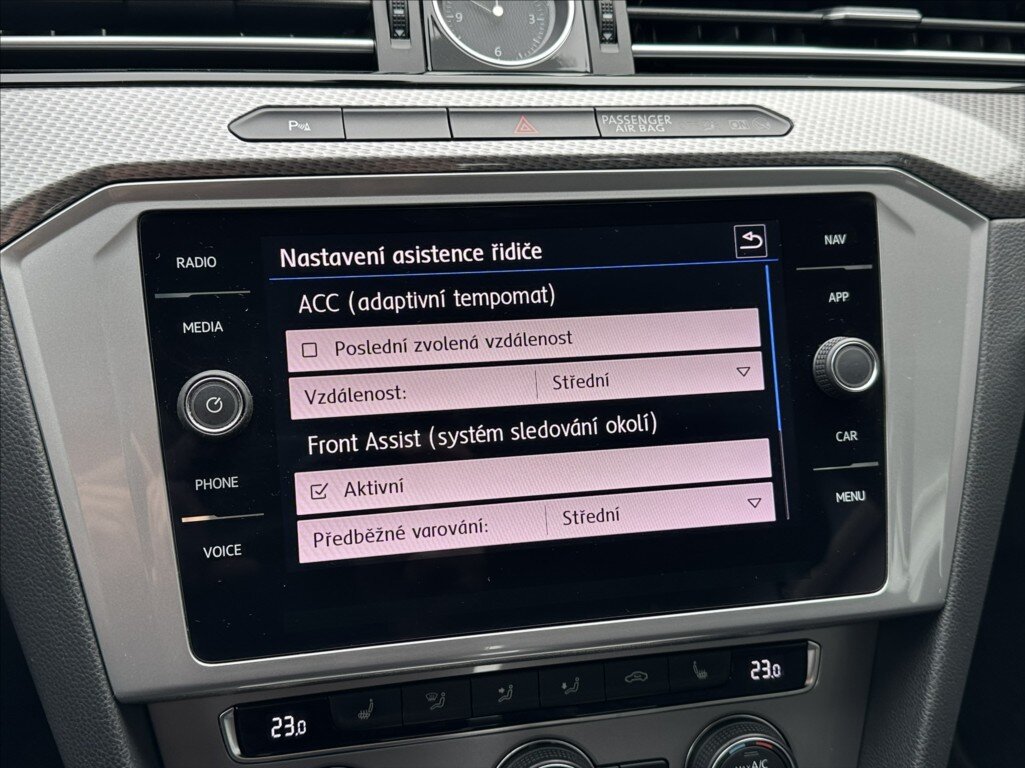 Volkswagen Passat Kombi 2,0 l 140 kw