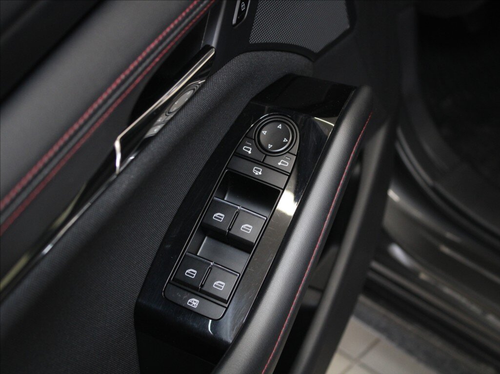 Mazda 3 Hatchback 2,0 l 110 kw