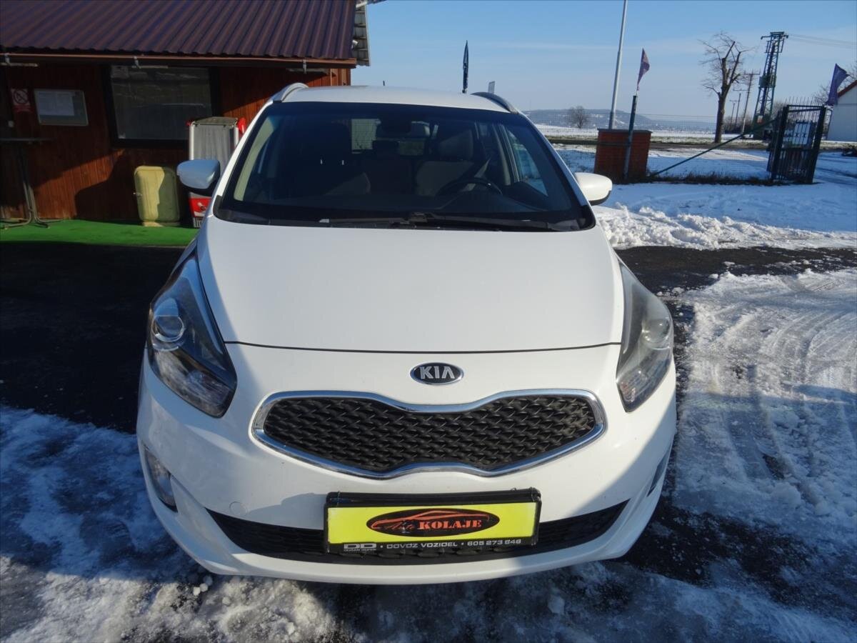 KIA Carens
