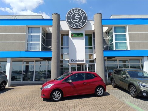 Peugeot 208 Hatchback 1,2 l 60 kw