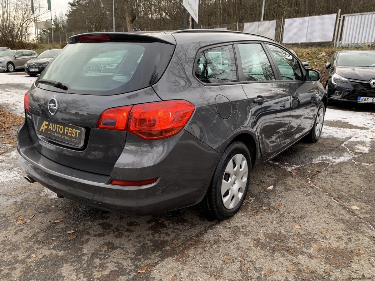 Opel Astra Kombi 1,4 l 88 kw