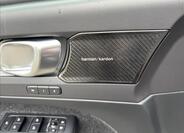Volvo XC40 13