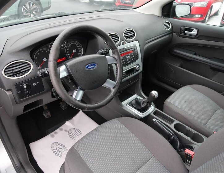 Ford Focus Hatchback 1,6 l 74 kw