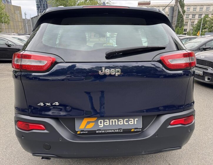 Jeep Cherokee Ostatní 2,0 l 103 kw