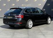 Škoda Superb 4