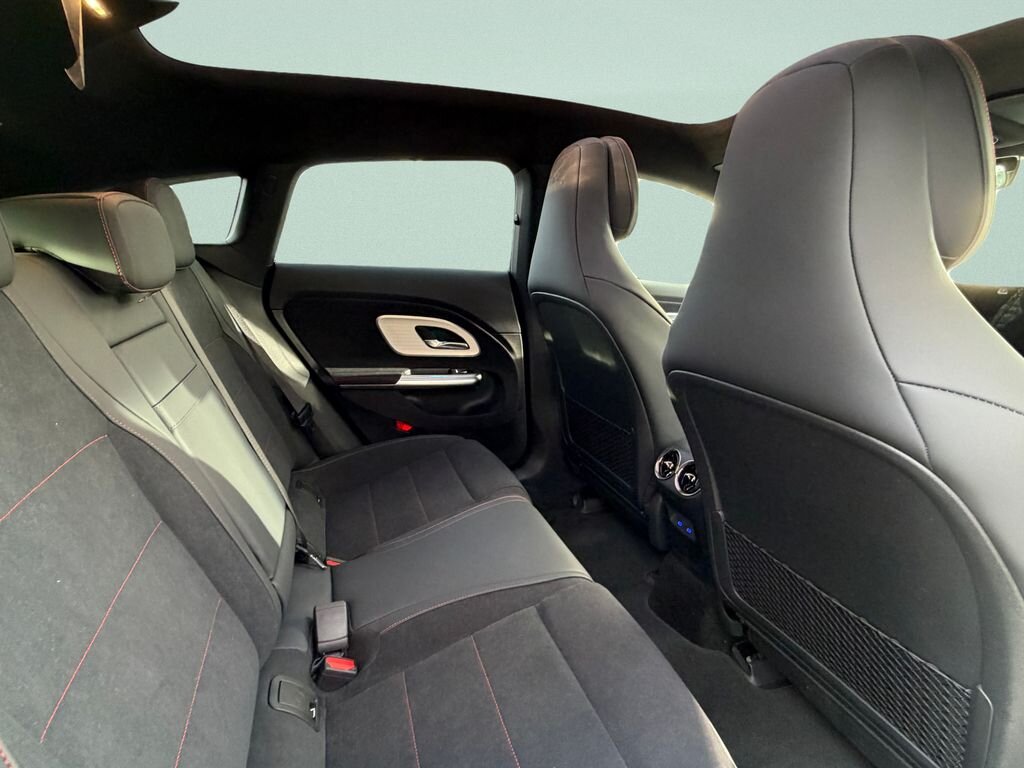 Mercedes-Benz CLA Kombi 0,0 260 kw