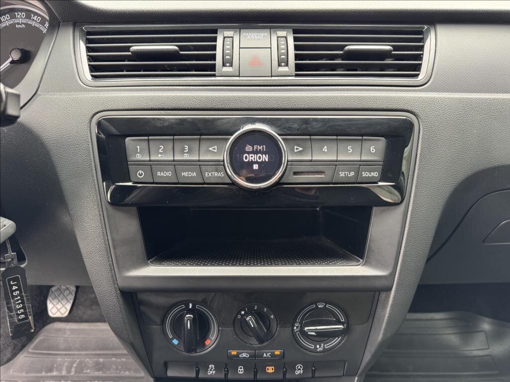 Škoda Rapid Hatchback 999,0 70 kw