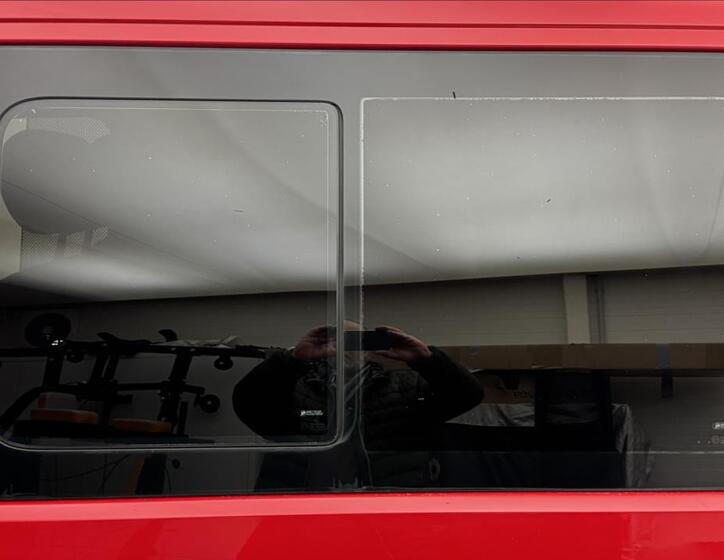 Volkswagen Caravelle 21