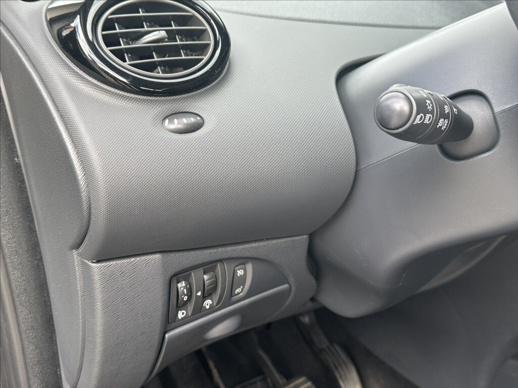 Renault Twingo Hatchback 1,1 l 55 kw