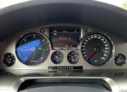 Volkswagen Phaeton Sedan / Limuzína 3,0 l 176 kw