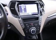 Hyundai Grand Santa Fe 23