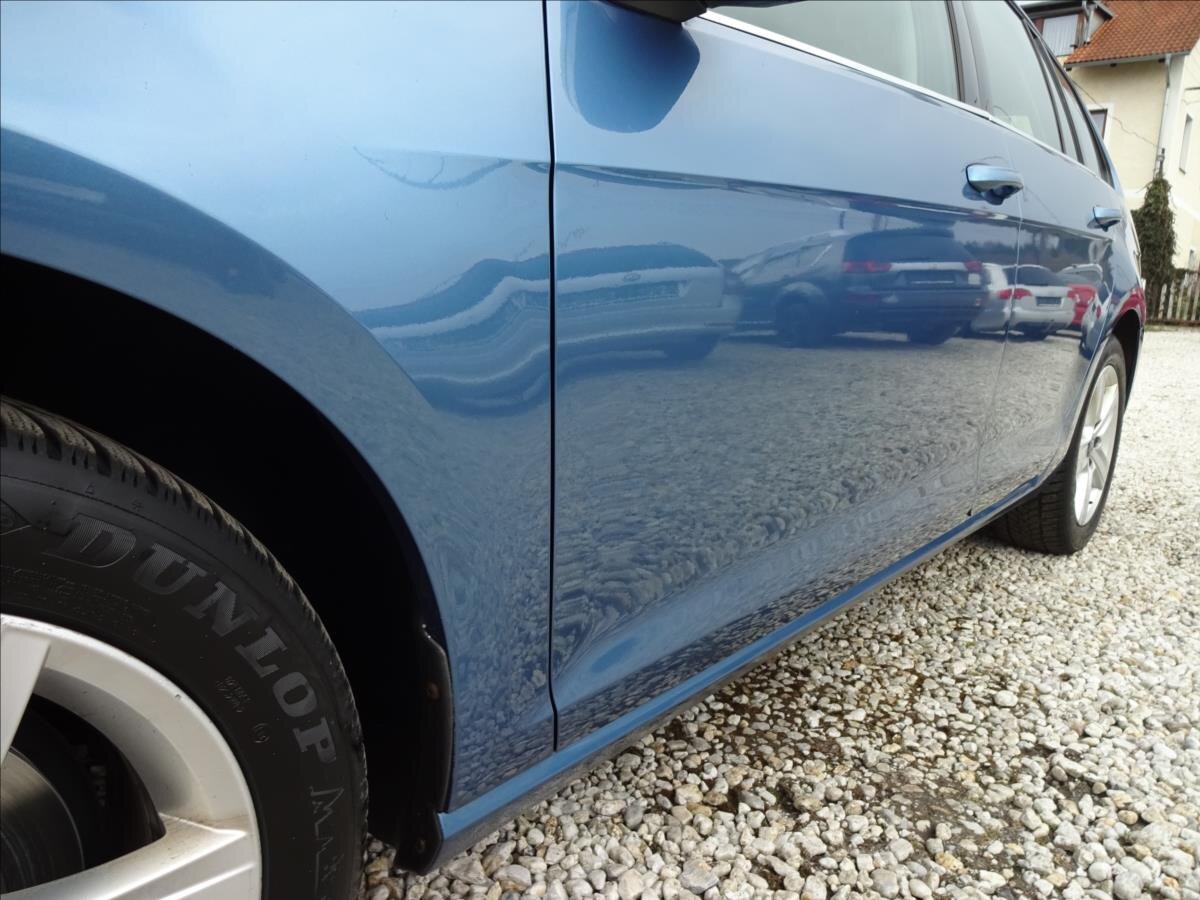 Volkswagen Golf Kombi 1,6 l 77 kw