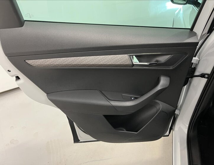 Škoda Karoq SUV 1,5 l 110 kw