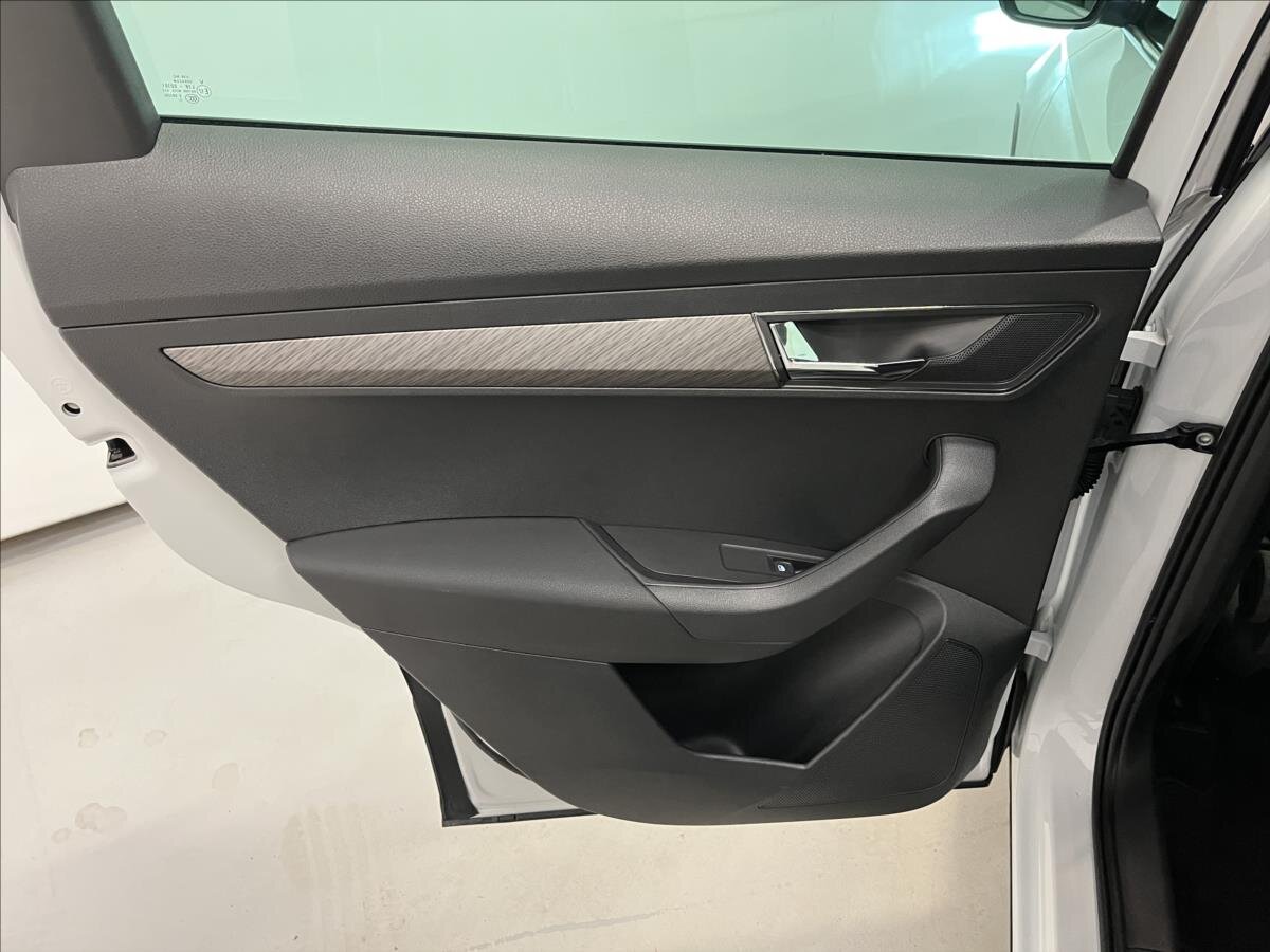 Škoda Karoq SUV 1,5 l 110 kw