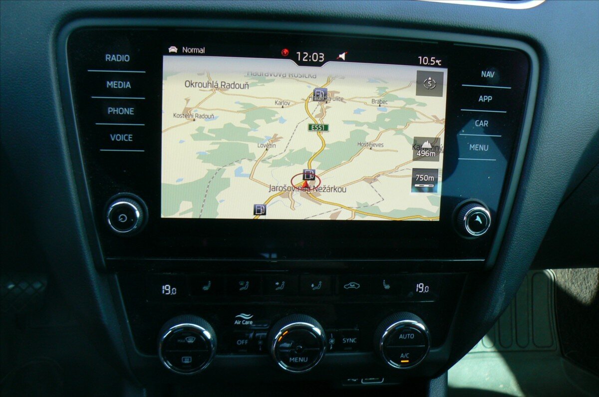 Škoda Octavia Kombi 2,0 l 110 kw