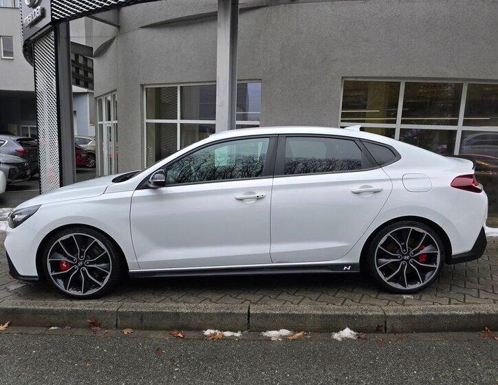 Hyundai i30 Hatchback 2,0 l 202 kw