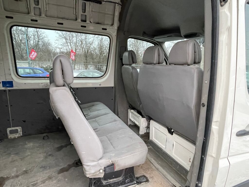 Volkswagen Crafter Skříň 2,5 l 80 kw