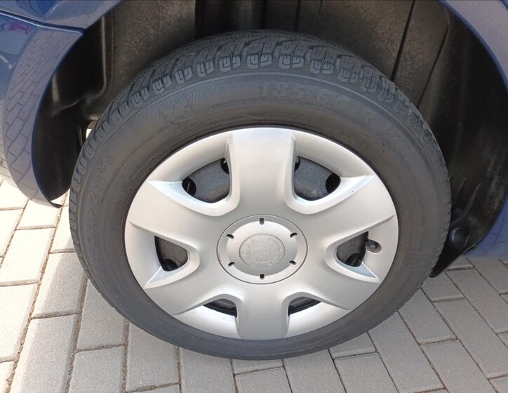 Škoda Roomster Kombi 1,2 l 77 kw