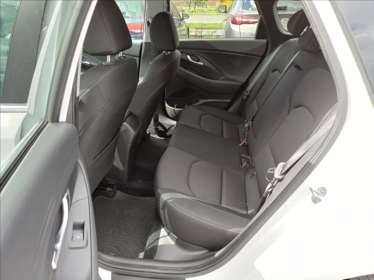 Hyundai i30 Kombi 1,4 l 103 kw