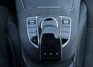 Mercedes-Benz Třídy E Sedan / Limuzína 2,0 l 143 kw