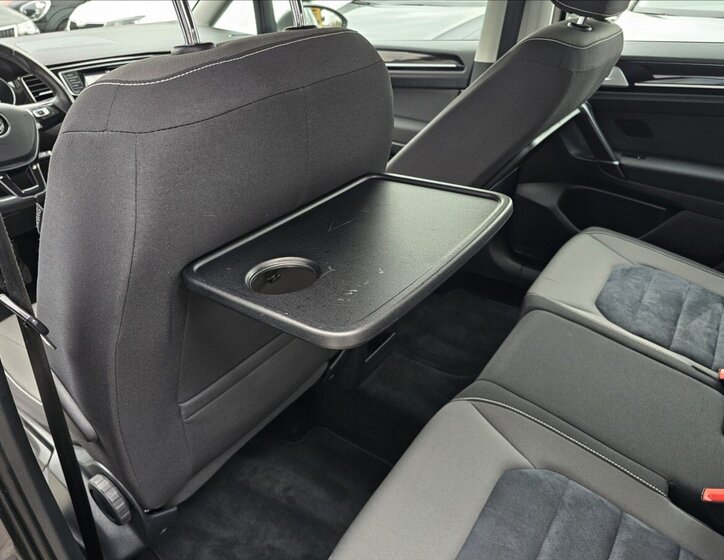 Volkswagen Golf Sportsvan 24